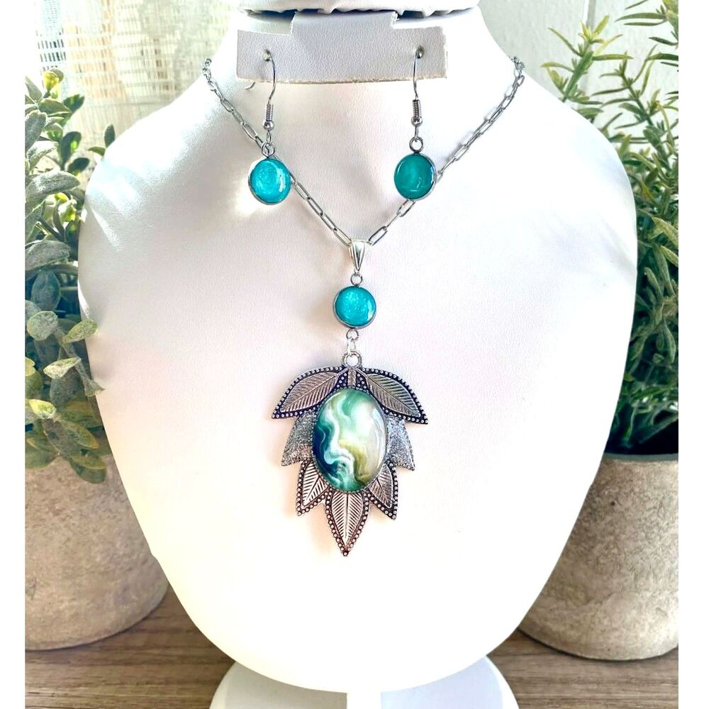 Teal Blue Leaf Pendant Necklace Earrings Set Silver Tone Statement Jewelry